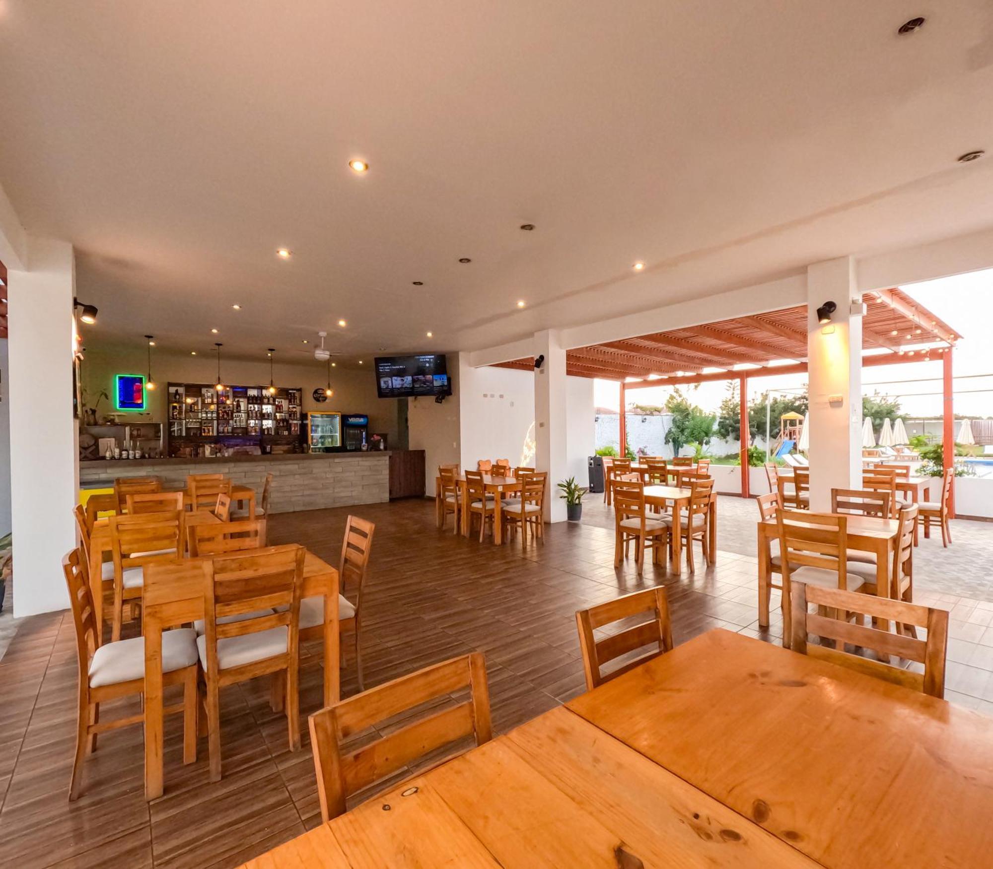 Hotel La Colina Cerro Prieto エクステリア 写真
